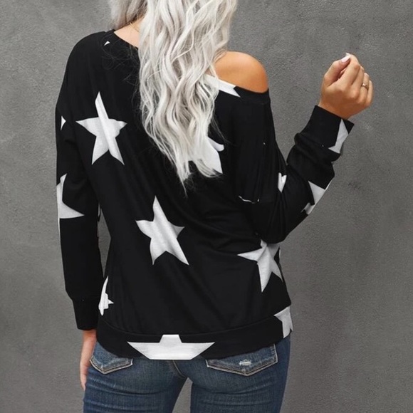 #4051 Asymmetrical Star Gaze Sweatshirt - Picture 8 of 17